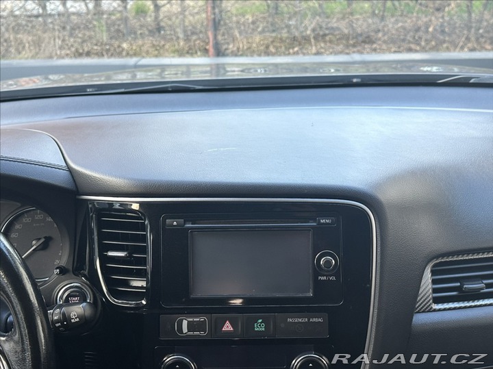 Mitsubishi Outlander 2,2 DI-D 150PS  Plus-7 2016