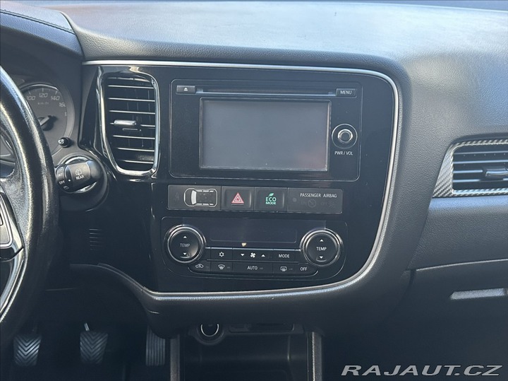 Mitsubishi Outlander 2,2 DI-D 150PS  Plus-7 2016