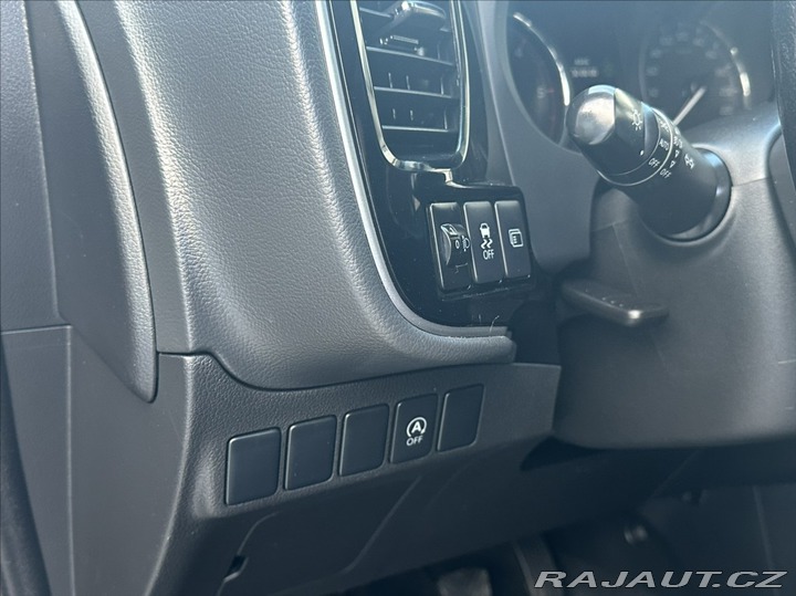 Mitsubishi Outlander 2,2 DI-D 150PS  Plus-7 2016