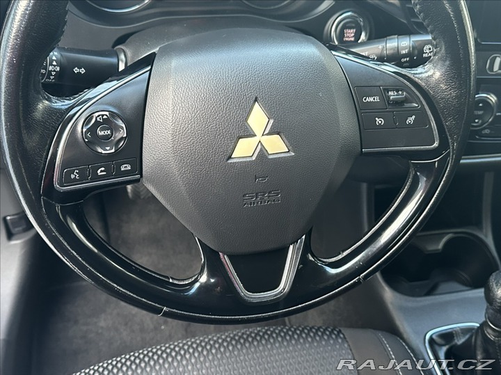 Mitsubishi Outlander 2,2 DI-D 150PS  Plus-7 2016