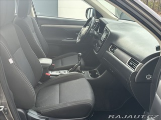 Mitsubishi Outlander 2,2 DI-D 150PS  Plus-7 2016