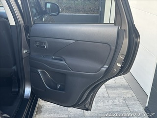 Mitsubishi Outlander 2,2 DI-D 150PS  Plus-7 2016