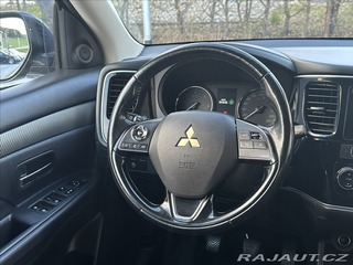 Mitsubishi Outlander 2,2 DI-D 150PS  Plus-7 2016