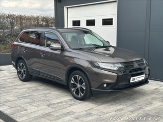 Mitsubishi Outlander 2,2 DI-D 150PS  Plus-7 2016
