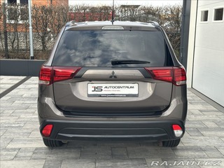 Mitsubishi Outlander 2,2 DI-D 150PS  Plus-7 2016