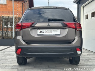 Mitsubishi Outlander 2,2 DI-D 150PS  Plus-7 2016