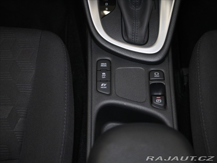 Mazda Ostatní modely 2 Hybrid 1,5 HEV Centre-Line 12 69 2025