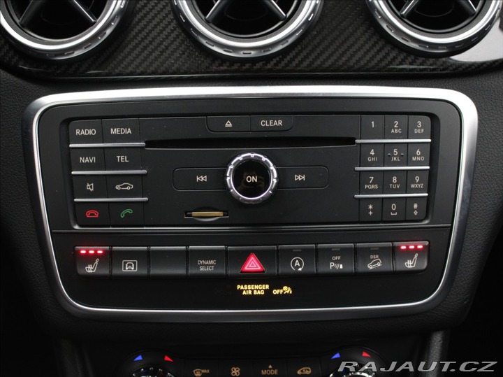 Mercedes-Benz GLA 2,0 250 4Matic H/K PAMĚŤ 2016