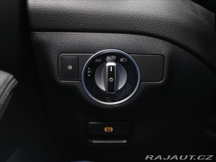 Mercedes-Benz GLA 2,0 250 4Matic H/K PAMĚŤ 2016