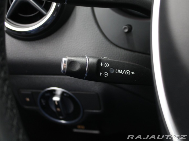 Mercedes-Benz GLA 2,0 250 4Matic H/K PAMĚŤ 2016