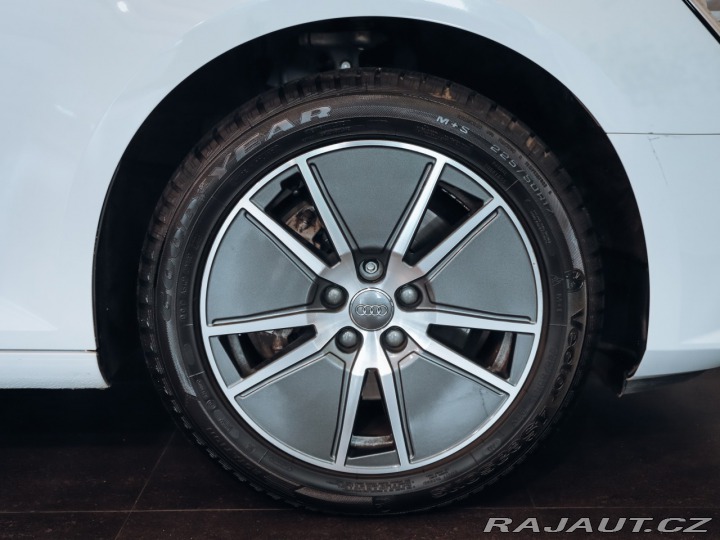 Audi A4 2.0TDI, AT Quattro 2016