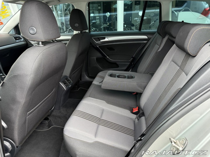 Volkswagen Golf VII 2,0 TDi REZERVACE 2016