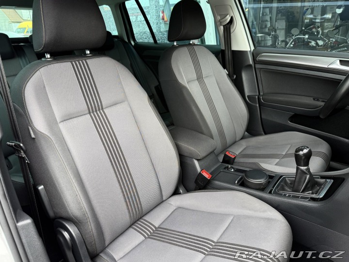 Volkswagen Golf VII 2,0 TDi REZERVACE 2016