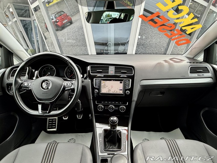 Volkswagen Golf VII 2,0 TDi REZERVACE 2016