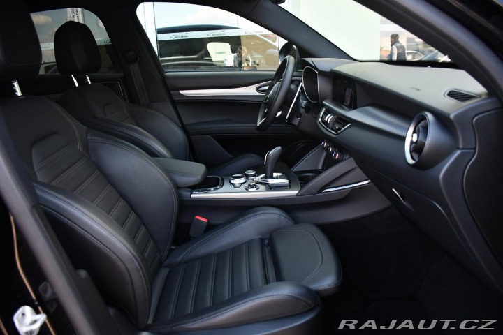 Alfa Romeo Stelvio 2.2 16V 154kW VELOCE AT8 2024