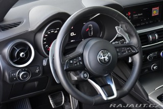 Alfa Romeo Stelvio 2.0TURBO 206kW VELOCE Zad 2024