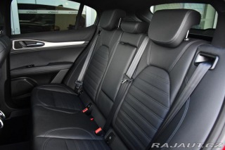 Alfa Romeo Stelvio 2.0TURBO 206kW VELOCE Zad 2024