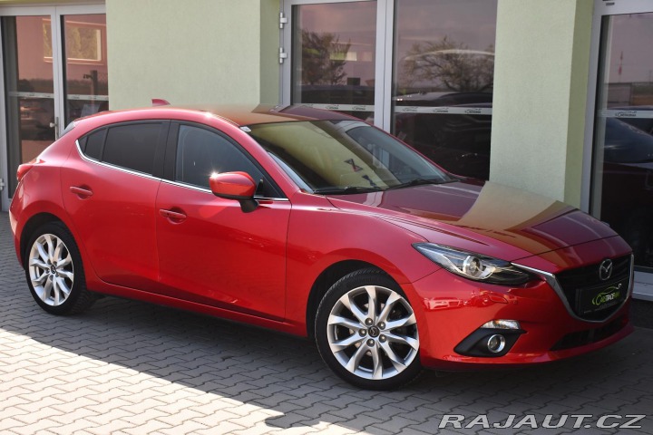 Mazda 3 2.0i AT REVOLUTION TAŽNÉ 2013