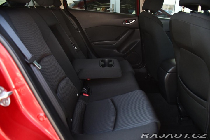 Mazda 3 2.0i AT REVOLUTION TAŽNÉ 2013