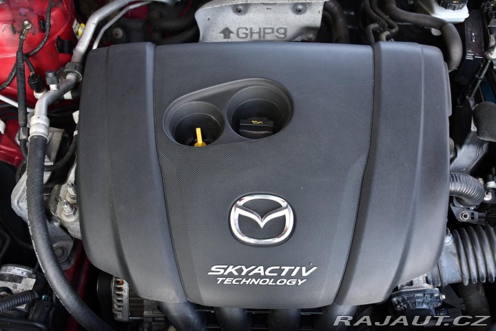 Mazda 3 2.0i AT REVOLUTION TAŽNÉ 2013