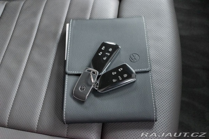 Volkswagen Multivan 1.4 TSI LONG*TAŽNÉ*DPH*ČR 2023