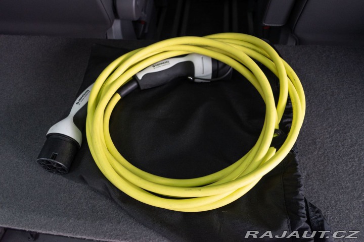 Volkswagen Multivan 1.4 TSI LONG*TAŽNÉ*DPH*ČR 2023