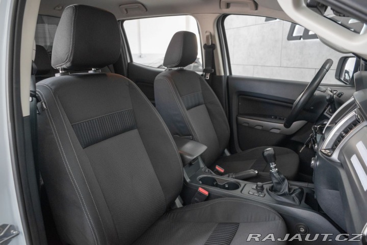 Ford Ranger 2.0 XLT*Naviják*4x4*TAŽNÉ 2020