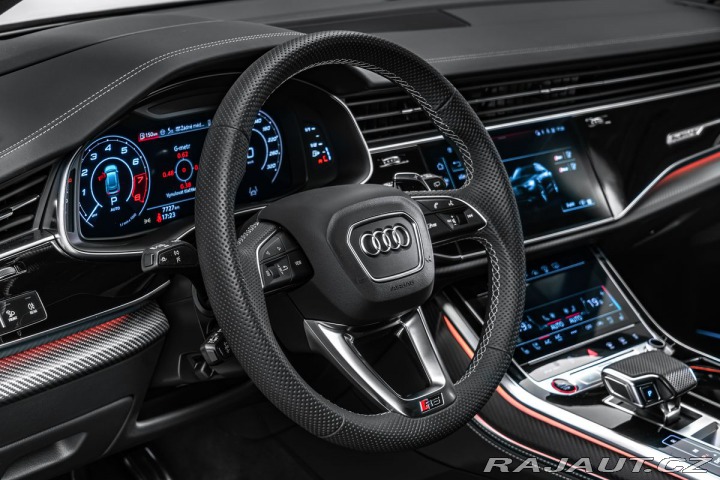 Audi RS Q8 4,0TFSI Masáže Keramiky C 2024