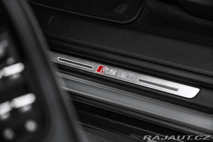 Audi RS Q8 4,0TFSI Masáže Keramiky C 2024
