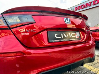 Honda Civic 2.0e:HEV Elegance SKLADEM 2026