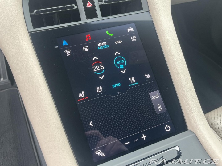 Porsche Taycan Sport Turismo 2025