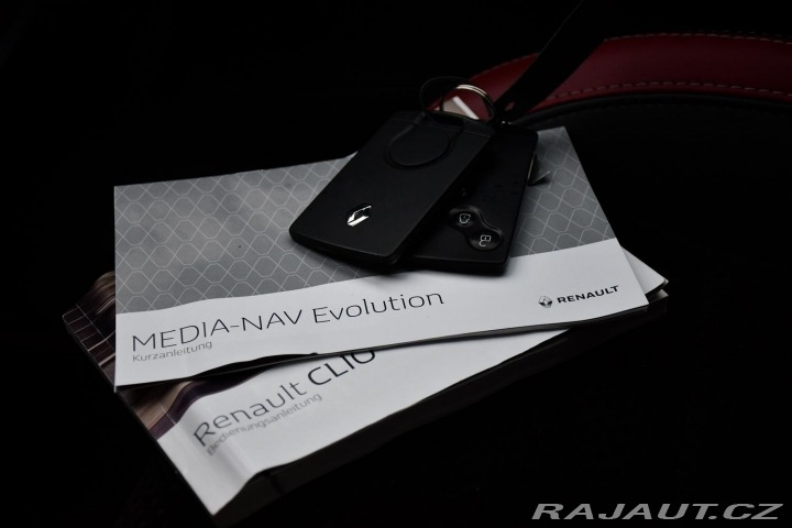 Renault Clio 0,9TCe 66kW LED TAŽNÉ KAM 2016