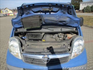 Opel Vivaro 2,0 CDTI L2H1 bez koroze 2010