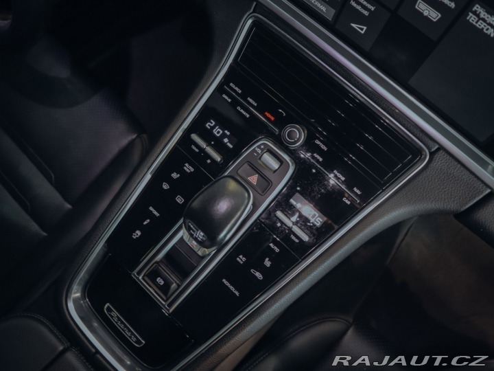 Porsche Panamera 4S Diesel 310 kW 2017