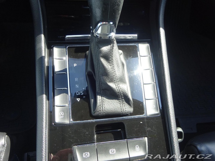 Škoda Superb 2.0TDI 110kW DSG ČR SERVI 2019