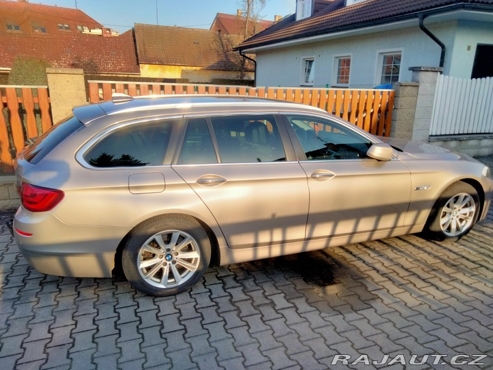 BMW 5 F11 2011