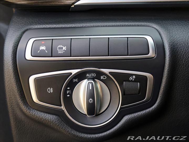 Mercedes-Benz V 2,0 300d 174kW Aut. L Kůž 2021