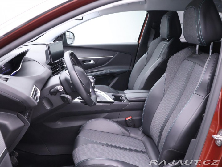 Peugeot 5008 1,5 HDI 96kW Allure 7-Mís 2022