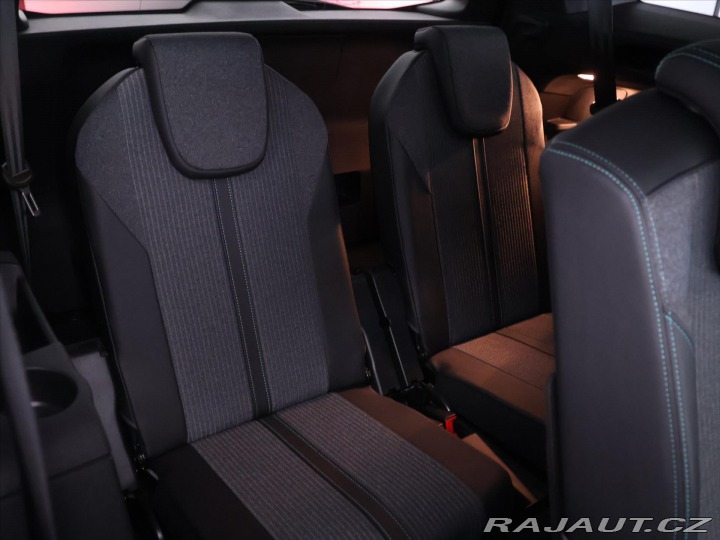 Peugeot 5008 1,5 HDI 96kW Allure 7-Mís 2022