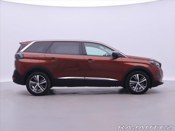 Peugeot 5008 1,5 HDI 96kW Allure 7-Mís 2022