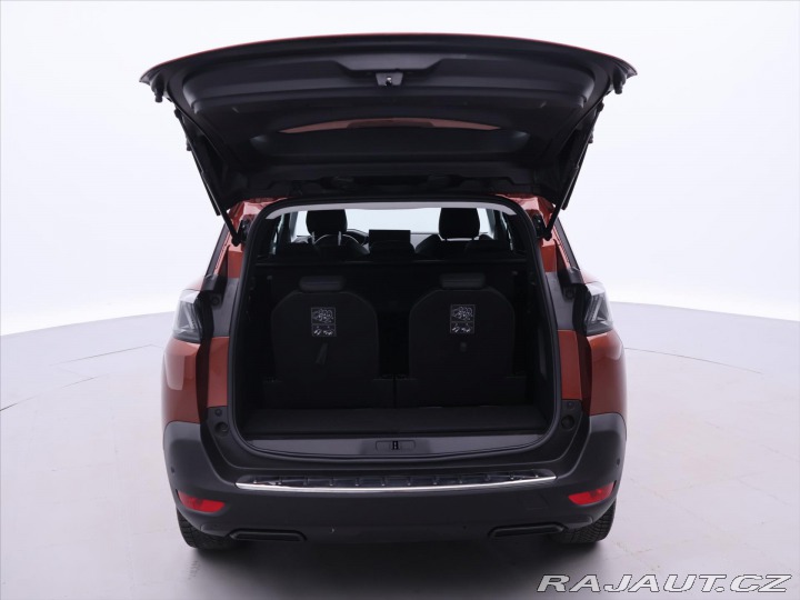 Peugeot 5008 1,5 HDI 96kW Allure 7-Mís 2022