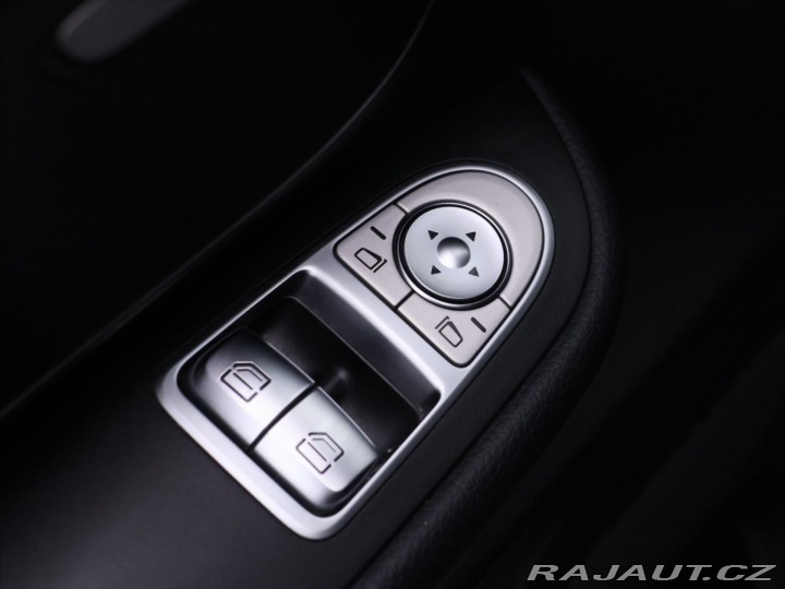 Mercedes-Benz V 2,0 250d 140kW 4Matic L C 2022