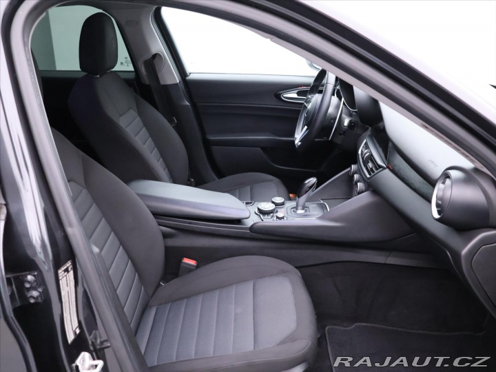 Alfa Romeo Giulia 2,1 JTD 110kW Aut. Navi X 2016