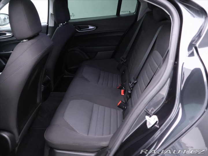 Alfa Romeo Giulia 2,1 JTD 110kW Aut. Navi X 2016