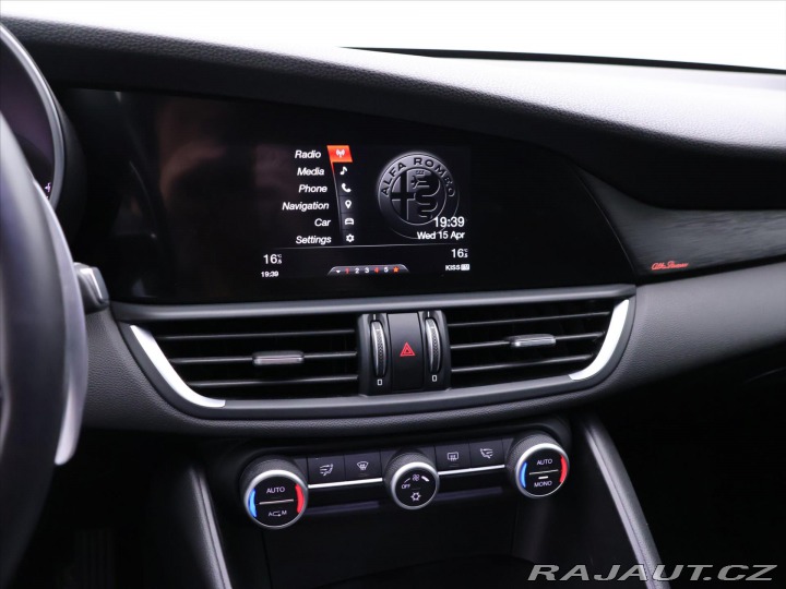 Alfa Romeo Giulia 2,1 JTD 110kW Aut. Navi X 2016
