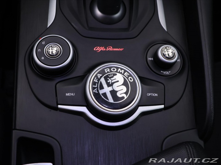 Alfa Romeo Giulia 2,1 JTD 110kW Aut. Navi X 2016