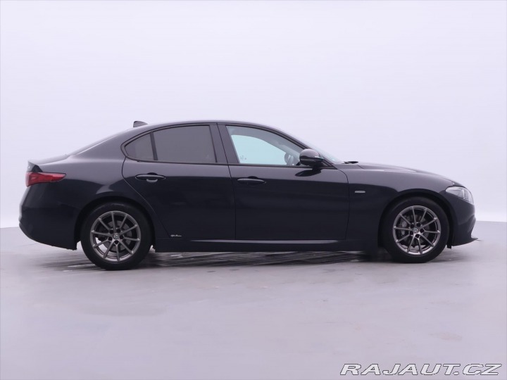 Alfa Romeo Giulia 2,1 JTD 110kW Aut. Navi X 2016