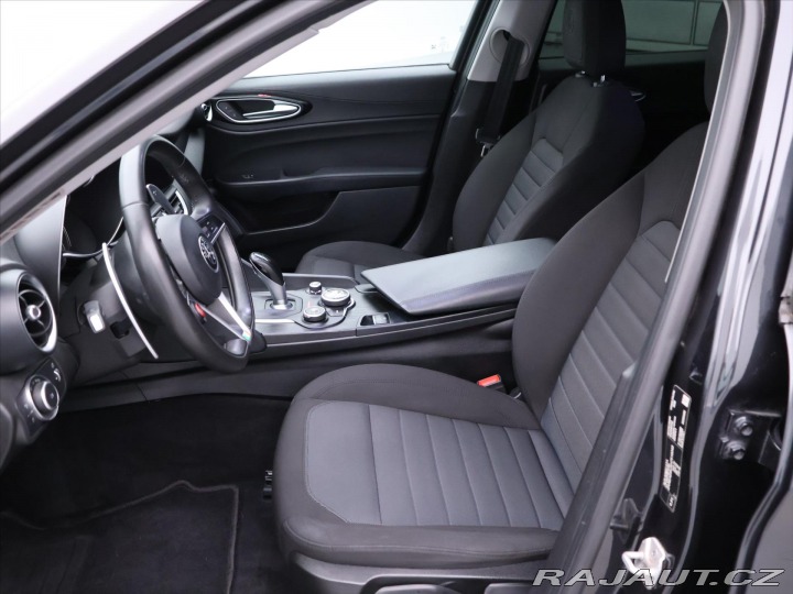 Alfa Romeo Giulia 2,1 JTD 110kW Aut. Navi X 2016