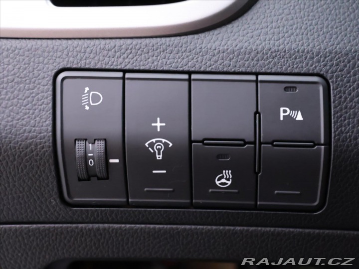 Hyundai i30 1,6 CRDi 81 kW Tažné Aut. 2014