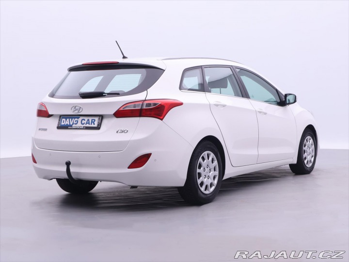Hyundai i30 1,6 CRDi 81 kW Tažné Aut. 2014